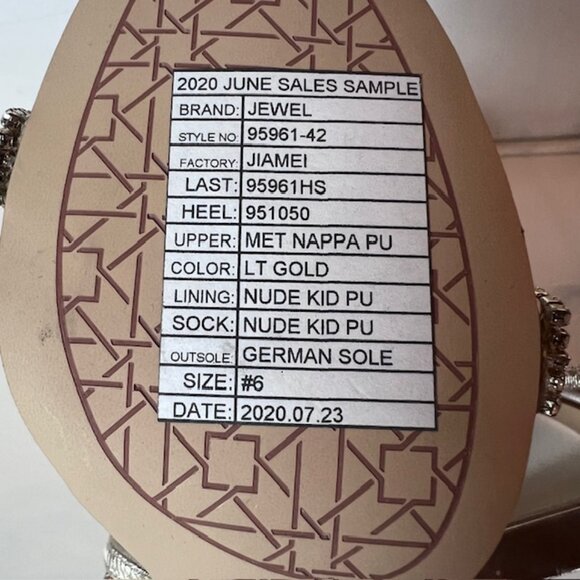 Jewel Badgley Mischka Light Gold Rhinestone Strap Block Heel Sandals Size 6 - Picture 6 of 8